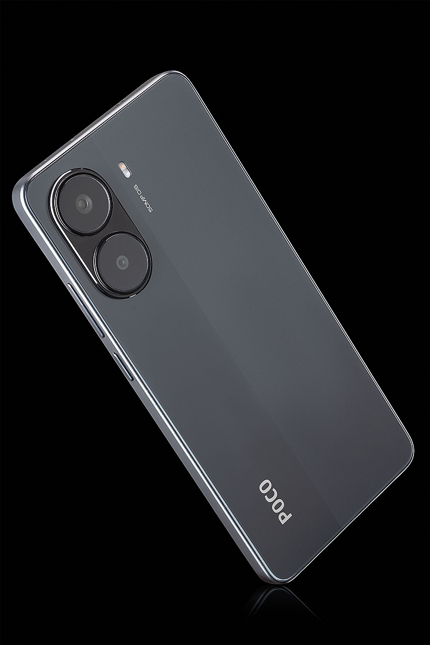 צילום של מכשיר סלולרי בסטודיו