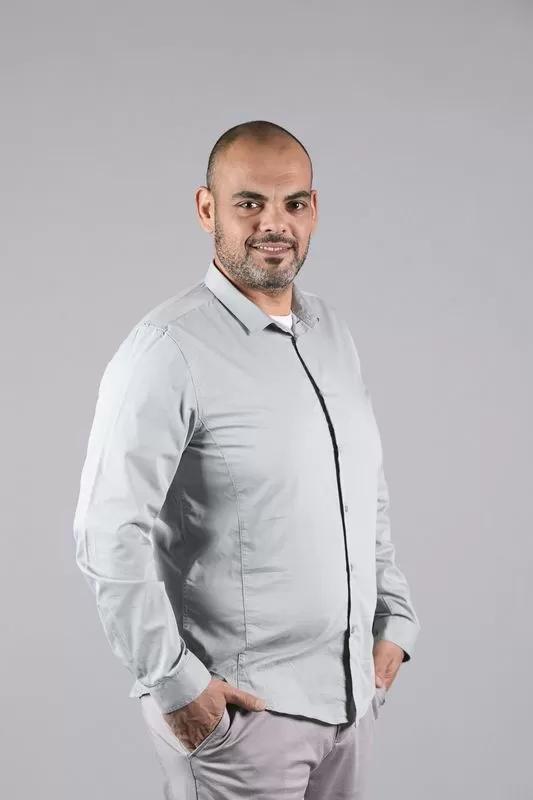 צילום חצי גוף לתמונת פרופיל