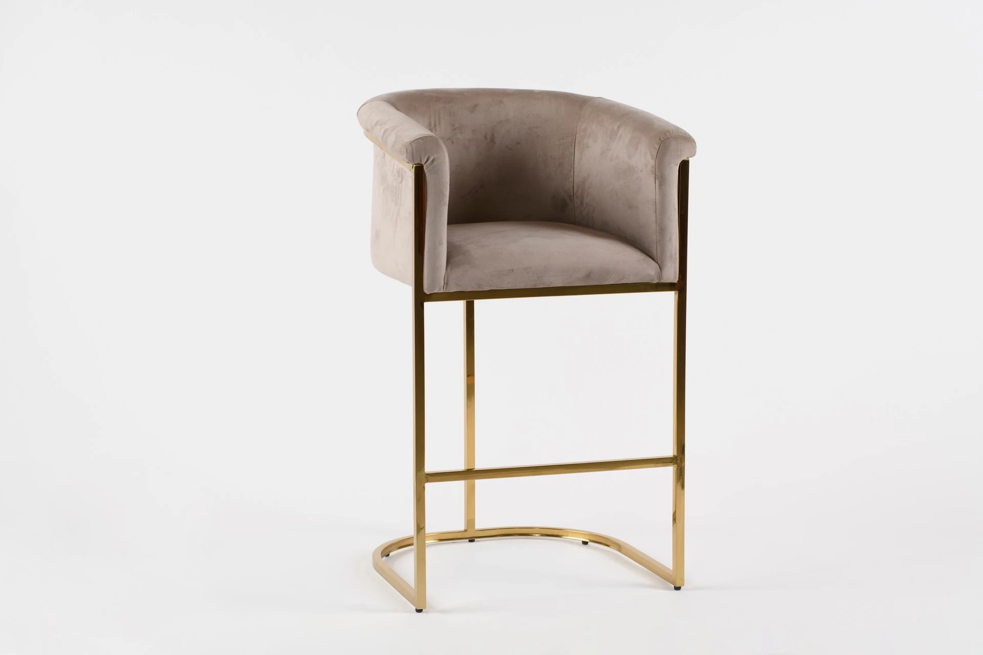 צילום מוצרים עם סטודיו נייד- צילום של כיסא