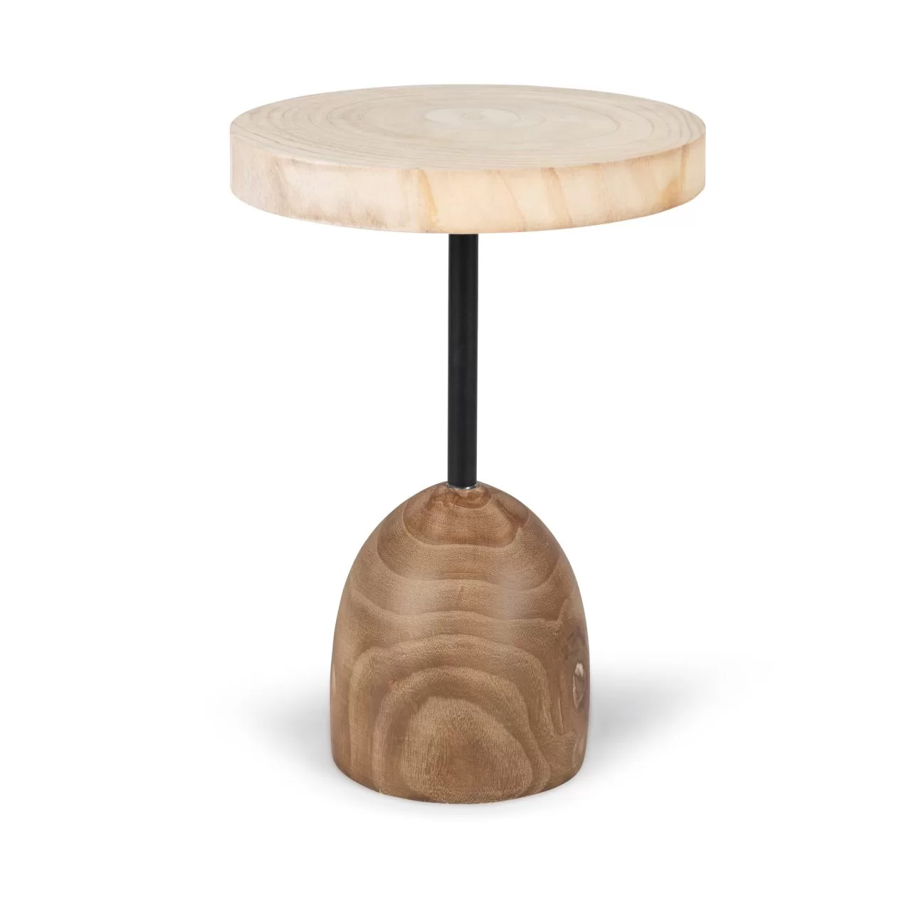 מעמד מעץ על רקע לבן 