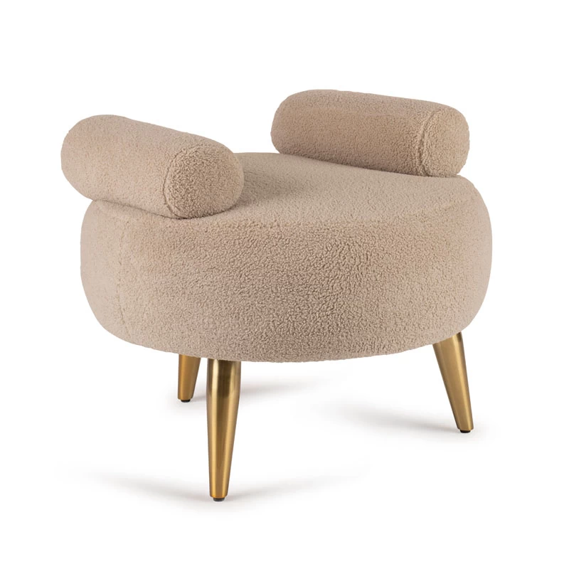 צילום כיסא נוי מעוצב בסטודיו לצילום